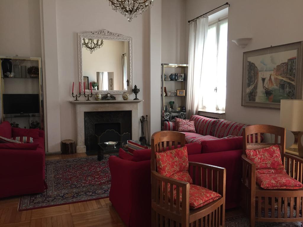 Il Giardino Nascosto Bed & Breakfast บุสโตอาร์ซีซีโอ ภายนอก รูปภาพ